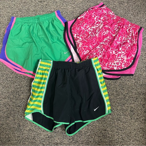 LOT of 3 NIKE DRI FIT TEMPO RUNNING ATHLETIC SHORTS WOMEN SZ XS - Picture 1 of 2